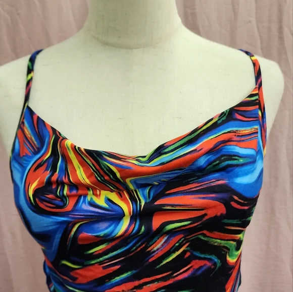 SHEIN BAE Tie Backless Marble Print Halter Top-(X-Small) - Picture 5 of 9